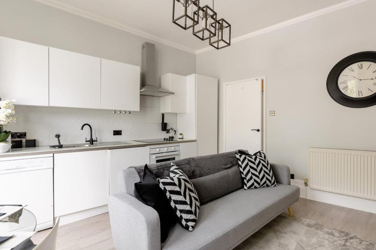 Lovely 2 Bedroom Apartment In West Hampstead, Londres Exterior foto